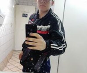 Zueqzav Alex V