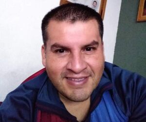 Carlos