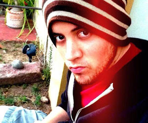 Ricardo2323