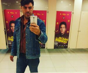Moy.s
