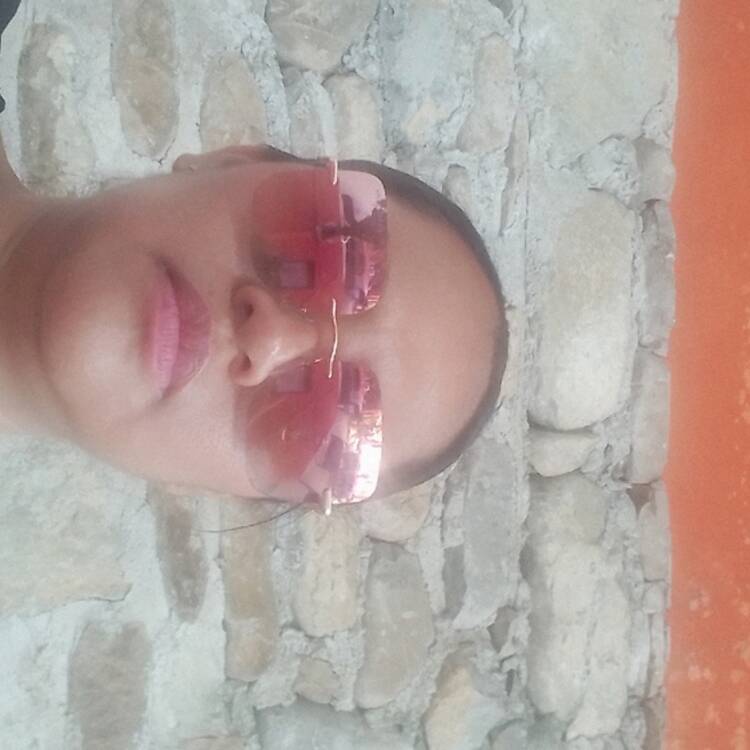 Foto de perfil de Yazmin