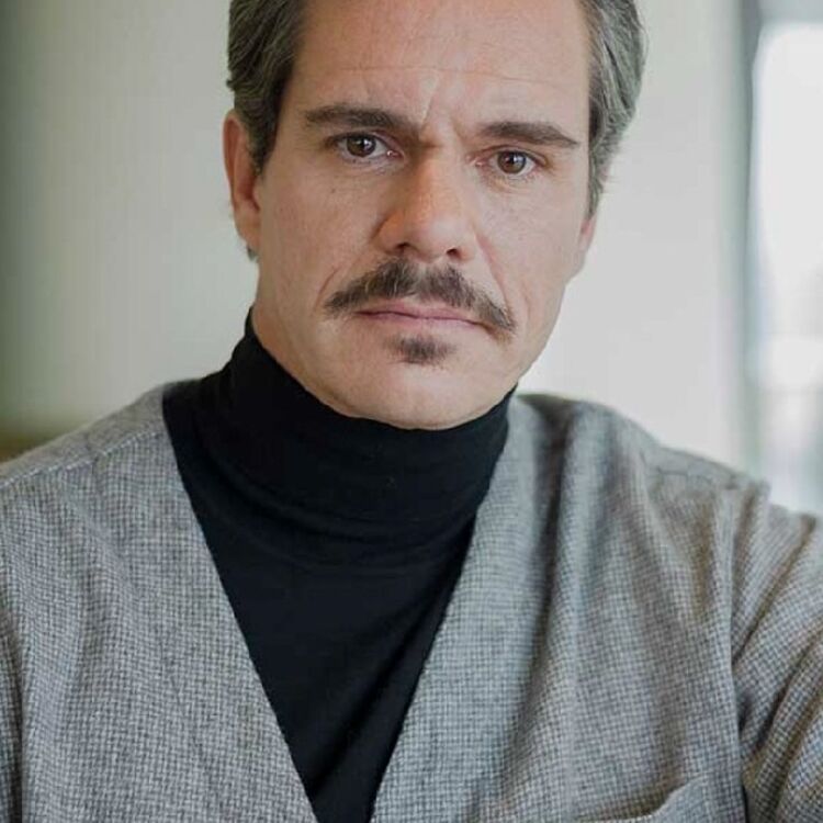 Foto de perfil de Tony Dalton
